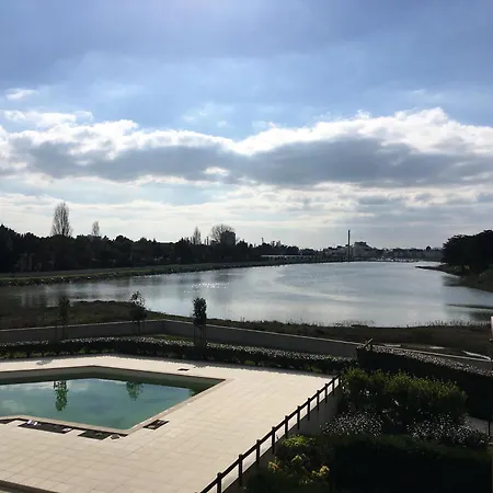 Apartman Cosy Avec Piscine Partagee - - 30 M² *