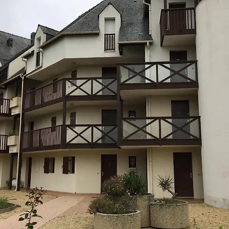 Cosy Avec Piscine Partagee - - 30 M² *
