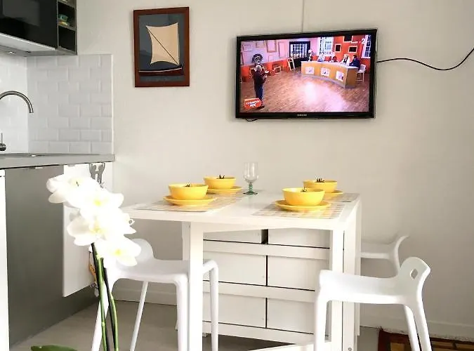 Cosy Avec Piscine Partagée - - 30 M² *